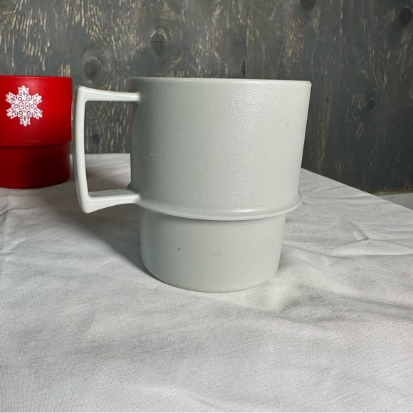 Tupperware Vibrant Mug Set - Red, Gray, Blue, Pink - Picture 14 of 16